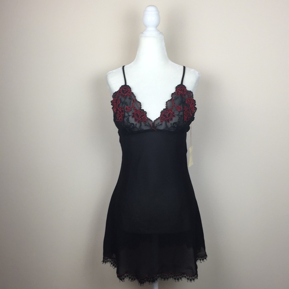 ❤️ Vintage Victoria's Secret Collection - Chemise